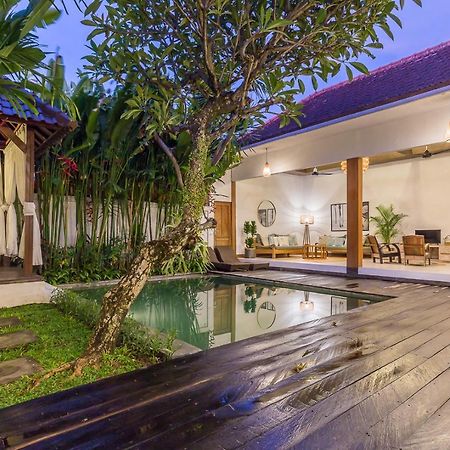 Pulesari 2 Bedrooms Seminyak Esterno foto